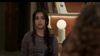 مسلسل ميدتيرم الحلقة 22.. هل نعومي ضحية مرض تيا النفسي؟