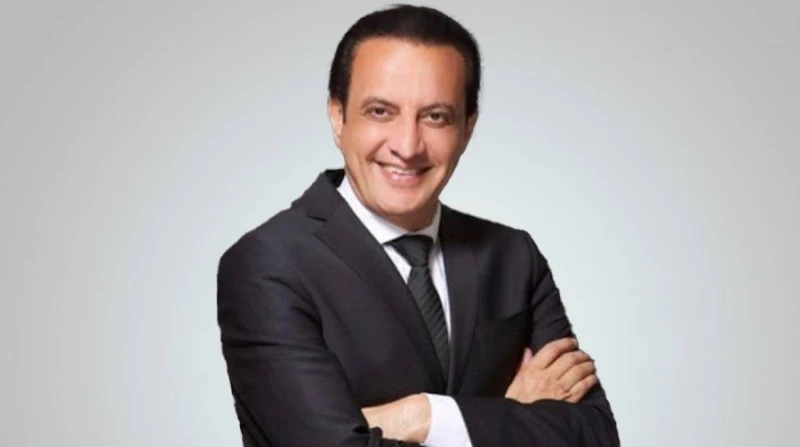 طارق علام يوقع "ثلاثية التغيير" في معرض الكتاب الأحد المقبل