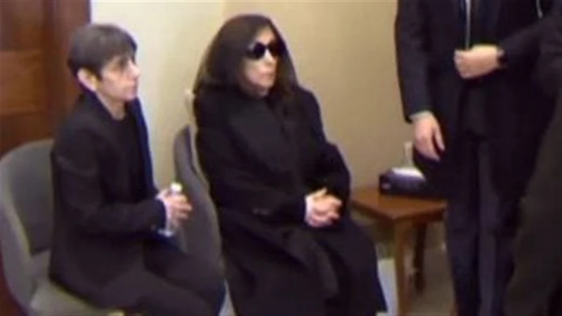 فيروز تتلقى عزاء نجلها الأصغر هلي الرحباني في كنيسة رقاد