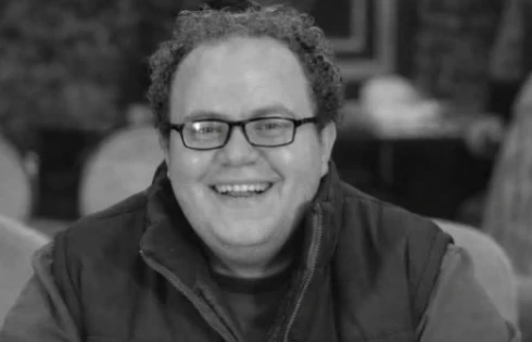 ده سبب وفاة الفنان محمد الامام : مرض نادر جدا