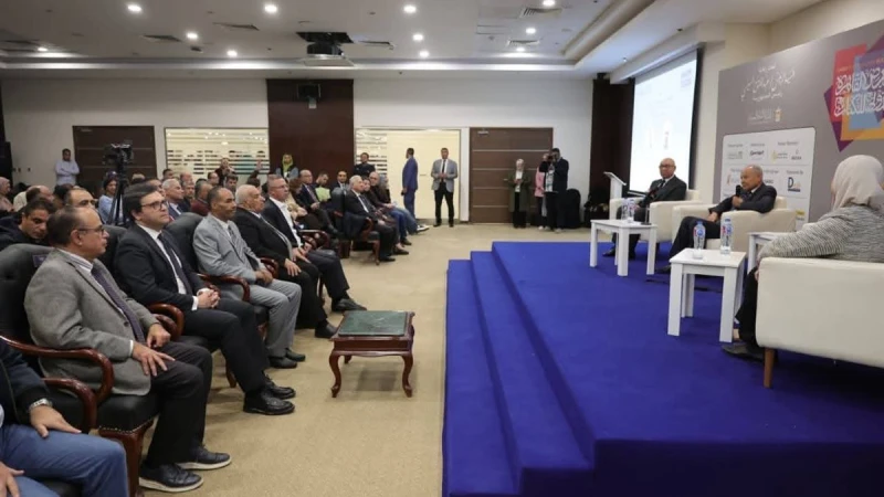 وزير الثقافة يشهد الندوة التثقيفية لمناقشة كتابي «شاهد على الحرب والسلام» و«شهادتي»