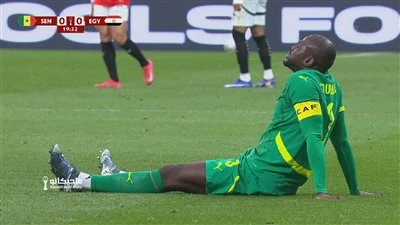 مصر والسنغال.. كوليبالي يغادر مباراة مصر والسنغال بداعي الإصابة