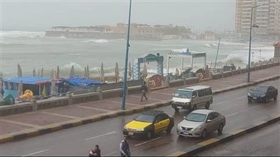 طقس اليوم الخميس.. تحذيرات عاجلة من الأرصاد وتغيرات في درجات الحرارة