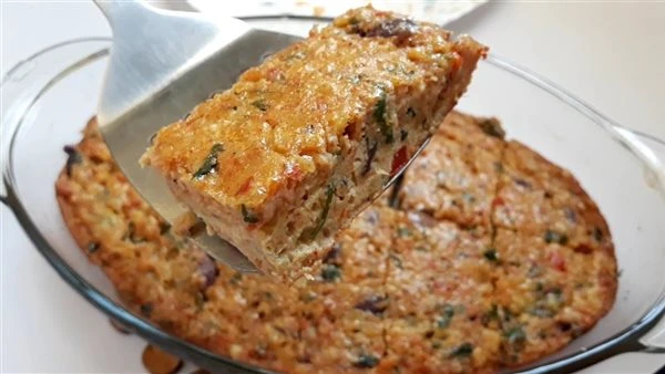 طريقة عمل صينية العجة في الفرن بمكونات بسيطة