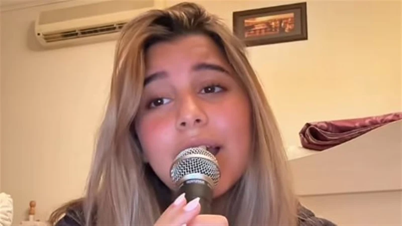 ابنة شيرين عبد الوهاب تغني «على بالي» وتثير إعجاب المتابعين