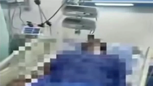 شاب يتهم مستشفى شهيرة في أكتوبر بالإهمال والتسبب بوفاة شقيقه "فيديو يهز السوشيال ميديا"