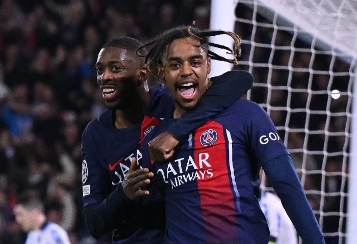 باريس سان جيرمان يتصدر الدوري الفرنسي مؤقتاً