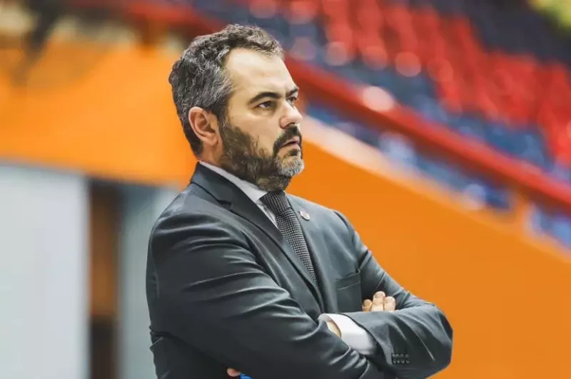 الإسباني أوجستي بوش مدرباً لسلة الفراعنة