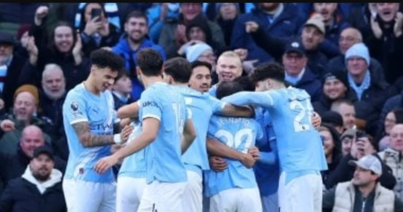 مانشستر سيتي يواجه تشيلسي في قمة الدوري الإنجليزي