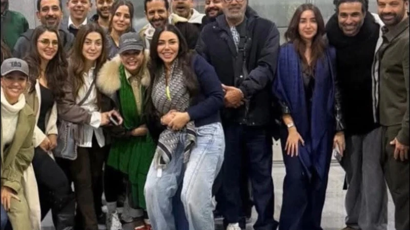 أحمد فهمي وهنا الزاهد يثيران الجدل بصورة joy awards .. ما الحكاية؟