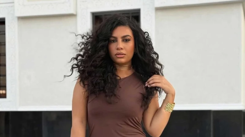 دينا سامي تحتفظ بسر "الكوميديا" مع يوسف الشريف في "فن الحرب"