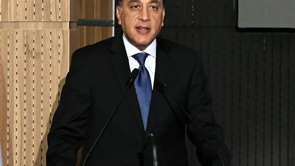 نشأت الديهي ينفي وجود تعديل وزاري مرتقب ويطالب بوقف الشائعات الإعلامية