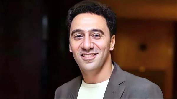 يسلط الضوء على إيجابيات المجتمع المصري.. محمد سلام يبحث تقديم برنامج فى رمضان 2026