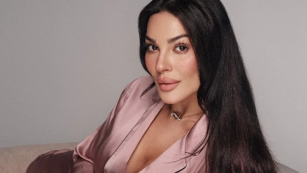 ما بنحط على الرف.. نسرين ظواهرة تكشف عن سبب تأجيل مسلسل نادين نجيم