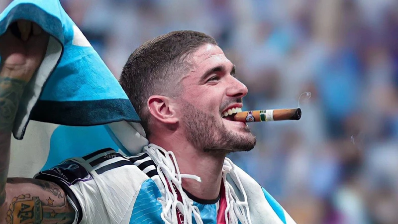 فضيحة القرن في الأرجنتين.. فلوس وسيارات وفيلا غامضة