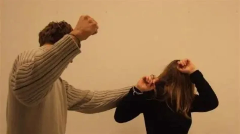 بعد مشادة "ضرب الزوجة".. ما الحدود الشرعية للتعامل مع الناشز؟
