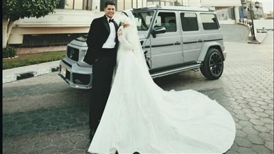 أخفى وجهها.. الصور الأولى من حفل زفاف مغني المهرجانات أمين خطاب على فتاة محجبة