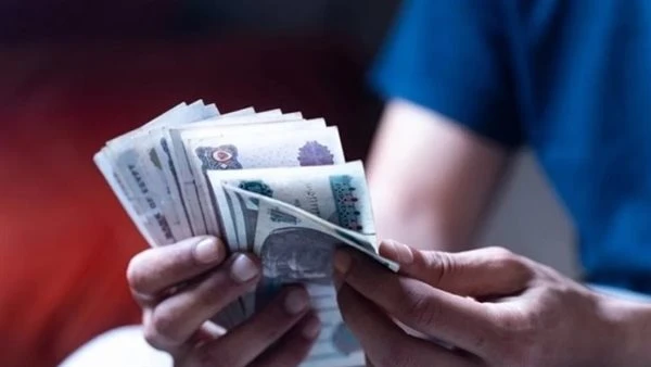 صرف منحة العمالة غير المنتظمة بقيمة 1500 جنيه للمسجلين بوزارة العمل رسميًا