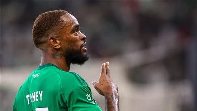 بقيادة إيفان توني: الأهلي يُسقط النصر بثلاثية مثيرة ويشعل صراع الصدارة في دوري روشن السعودي