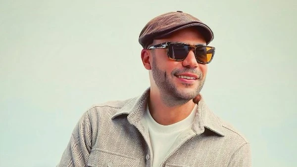 محمد إمام يرد على مقارنة اسم مسلسله بلقب الكينج لـ محمد منير