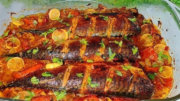 طريقة عمل صينية الماكريل في الفرن بمكونات بسيطة