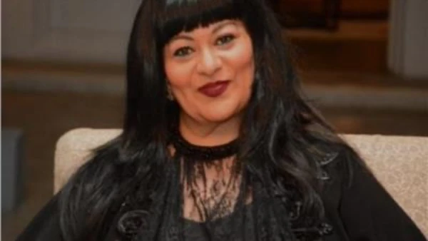 فريدة سيف النصر ضيفة برنامج ورقة ييضا .. اليوم