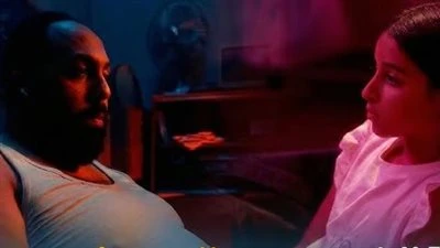 مسلسل لعبة وقلبت بجد الحلقة 18.. ابتزاز ابنة رحمة أحمد من مجهول في اللعبة بفيديوهات