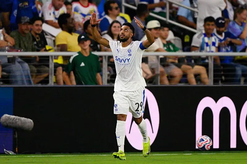 الهلال يُعلن إصابة نجمه سالم الدوسري