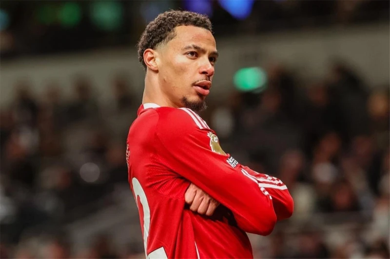 إيكتيكي ملك ديسمبر.. لاعب الشهر في ليفربول