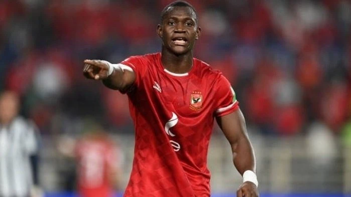 نادي فالنسيا يصل إلى اتفاق مبدئي لضم لاعب الأهلي أليو ديانج