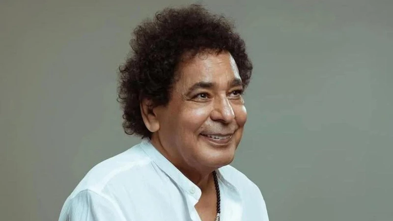تأجيل حفل محمد منير في دبي بعد تعرضه لوعكة صحية مفاجئة