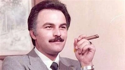 في ذكرى ميلاده.. حاتم ذو الفقار يروى زيارة مؤثرة من عادل إمام خلال تواجده في السجن