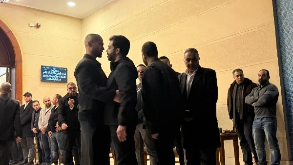 نجوم الفن يودّعون شقيق زينة.. حضور كبير في عزاء إسلام رضا بمسجد المشير طنطاوي