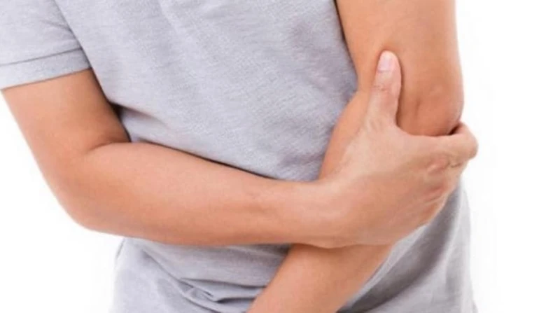 "ارتعاش العضلات". إجهاد عادي أم مشكلة في الأعصاب