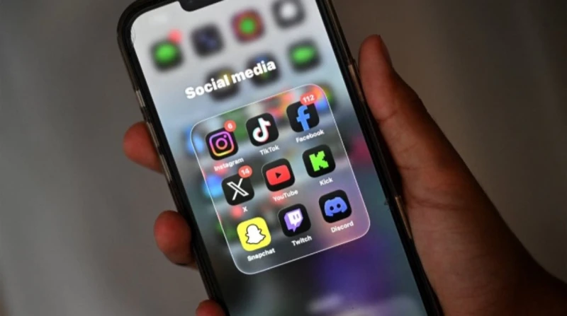 الهند تدرس حظر مواقع التواصل الاجتماعي على من هم دون 16 عامًا