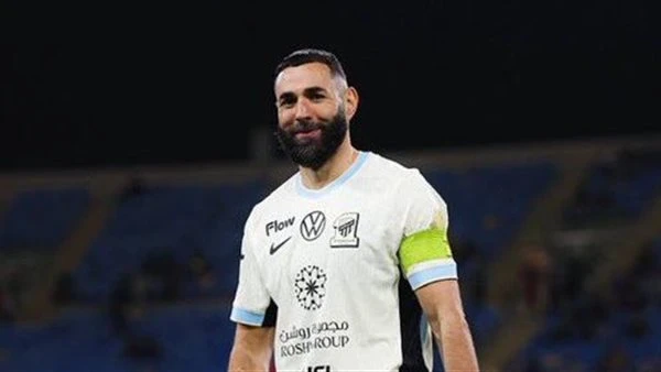 كريم بنزيما. بنزيما بين الاتحاد والهلال والساعات القادمة حاسمة لمستقبله