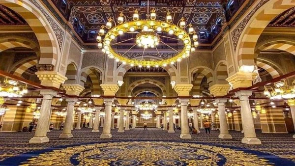 إمام مسجد السيدة زينب: لا ينبغي إضاعة لحظة خلال رمضان في غير طاعة الله