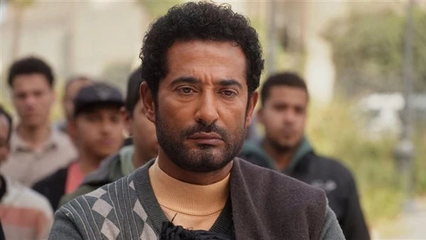 عمرو سعد يعلن عن مفاجأة كبرى لجمهوره عبر بث مباشر قريبًا