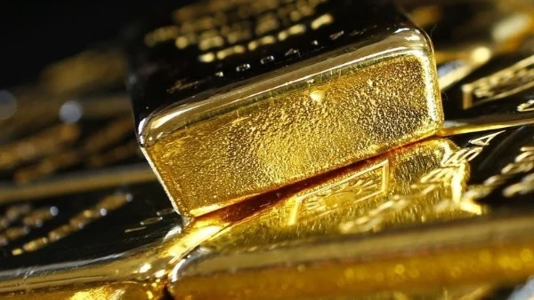 بعد قفزته الصاروخية. لماذا هبطت أسعار الذهب عالميًا