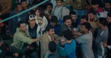 مسلسل فخر الدلتا الحلقة 8.. خناقة بين أحمد رمزي وشباب مباراة الخماسي بسبب مضايقة تارا