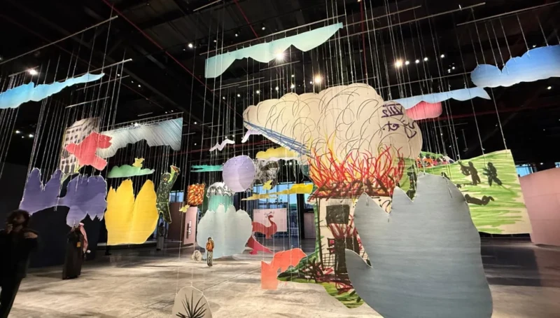 بينالي المدير الفنّي صبيح أحمد: كوريغرافيا للحياة "في الحِلّ والترحال"