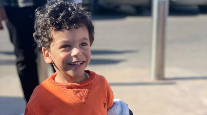 بصيرة أم تكشف ساتر الندرة، حكاية "ريان" مع متلازمة لا يعرفها كثيرون (خاص)