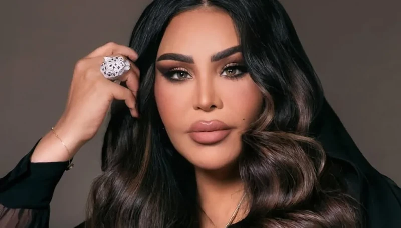 أحلام تستعرض فخامة أسلوب حياتها على متن طائرتها الخاصّة (فيديو)