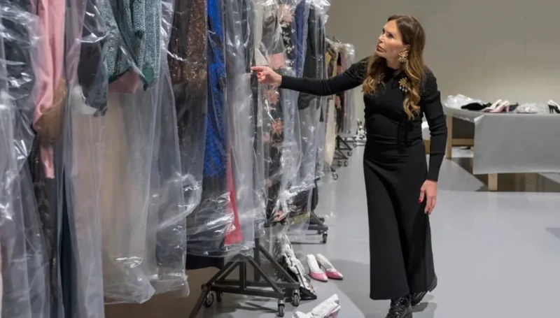 مزاد أزياء منى أيوب يحطّم الأرقام القياسيّة بـ 6 ملايين يورو في باريس (صور)