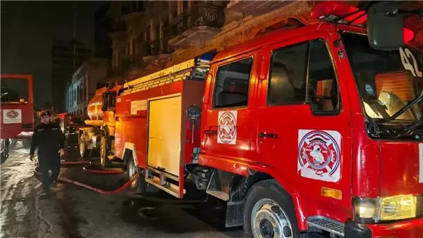 اندلاع حريق ضخم في مبنى سكني وسط بغداد وإخلاء محاصرين