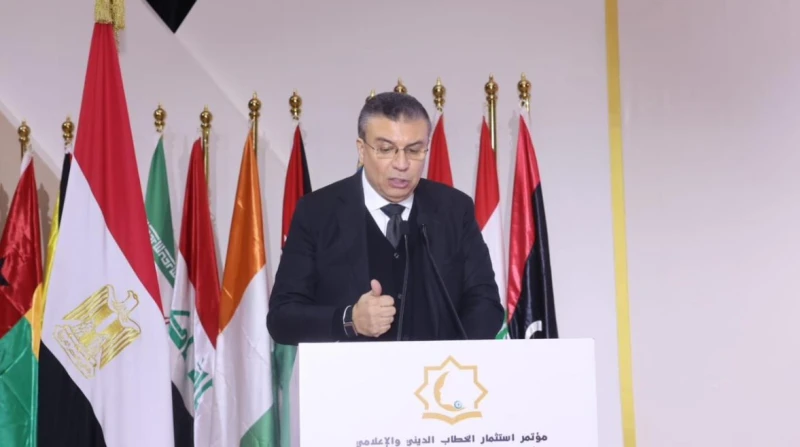 المجلس القومي للمرأة يكرم عمرو الليثي لدوره في دعم المرأة