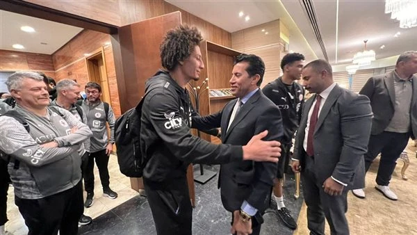 بالصور.. وزير الشباب والرياضة يستقبل بعثة منتخب مصر لكرة اليد