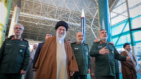 محلل إسرائيلي: بقاء النظام هو "النصر" الوحيد لـ"إيران" في مواجهة واشنطن