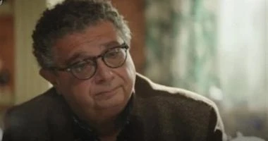 مسلسل كان ياما كان الحلقة 9.. المرضى يستردون أموال الكشف من عيادة الكدوانى