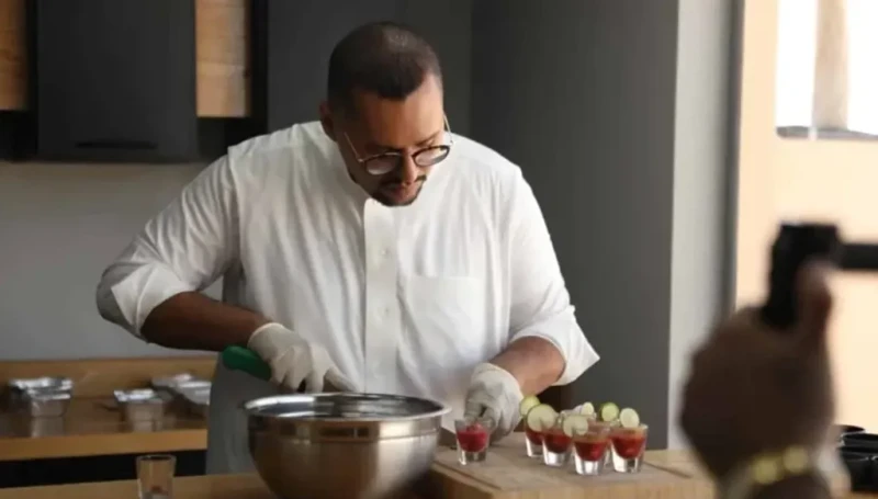 الشيف السعودي هشام باعشن "": وصفاتي لامست القلوب… ونجمة ميشلان تقدير لإنجاز طويل